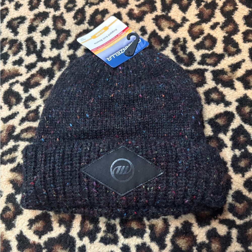 NWT Manzella Rugged Knit Beanie